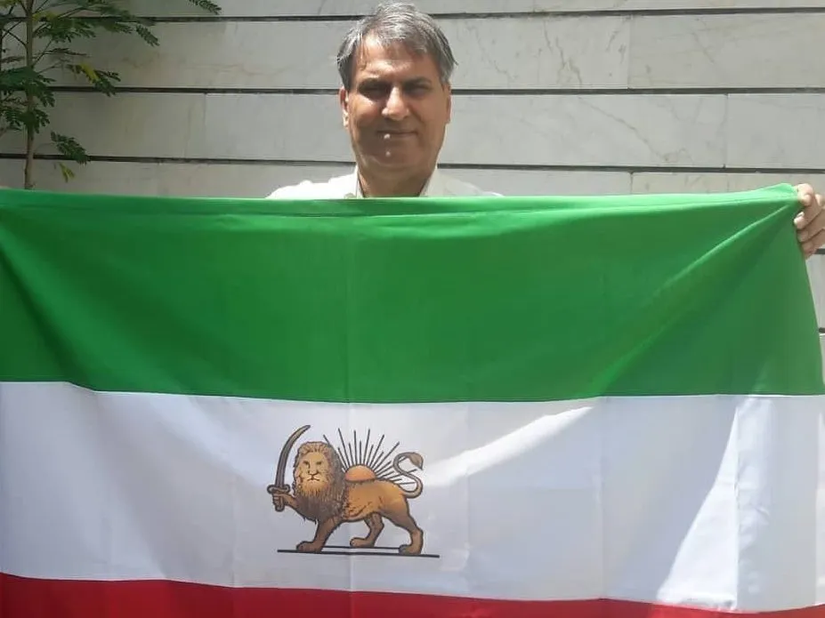 Iranian Political Activist Manouchehr Bakhtiari Returned to Captivity Despite Heart Attack